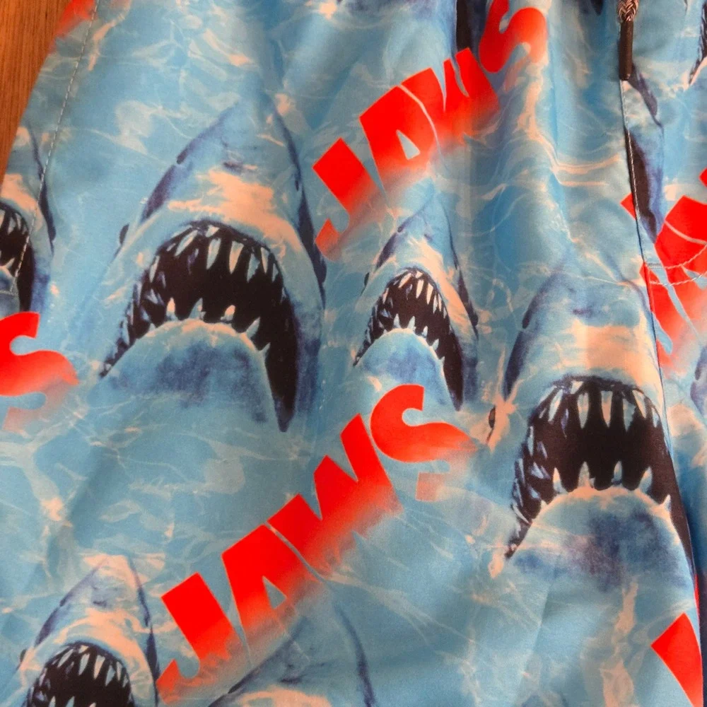 Neff Jaws Hot Tub Shorts Men Small S Ocean Shark Movie Swim Trunks Graphic Board